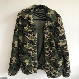 Oversized fuzzy camp jacket